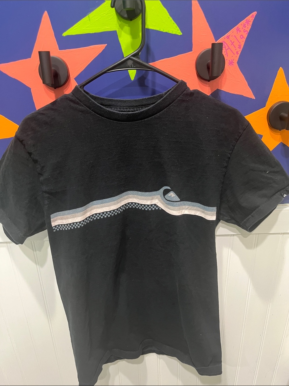 Quiksilver Black Tee with Gray and Tan Striped Wave Graphic